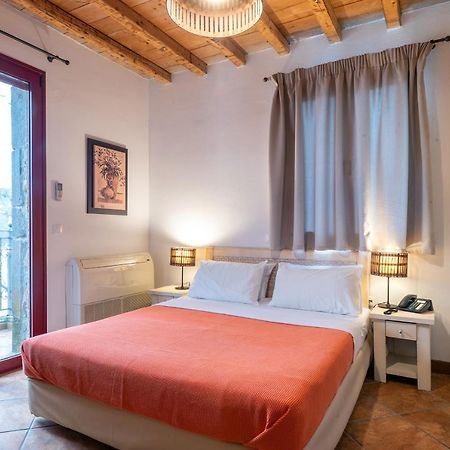 Lively Lofts By The Varos Residences Εξωτερικό φωτογραφία