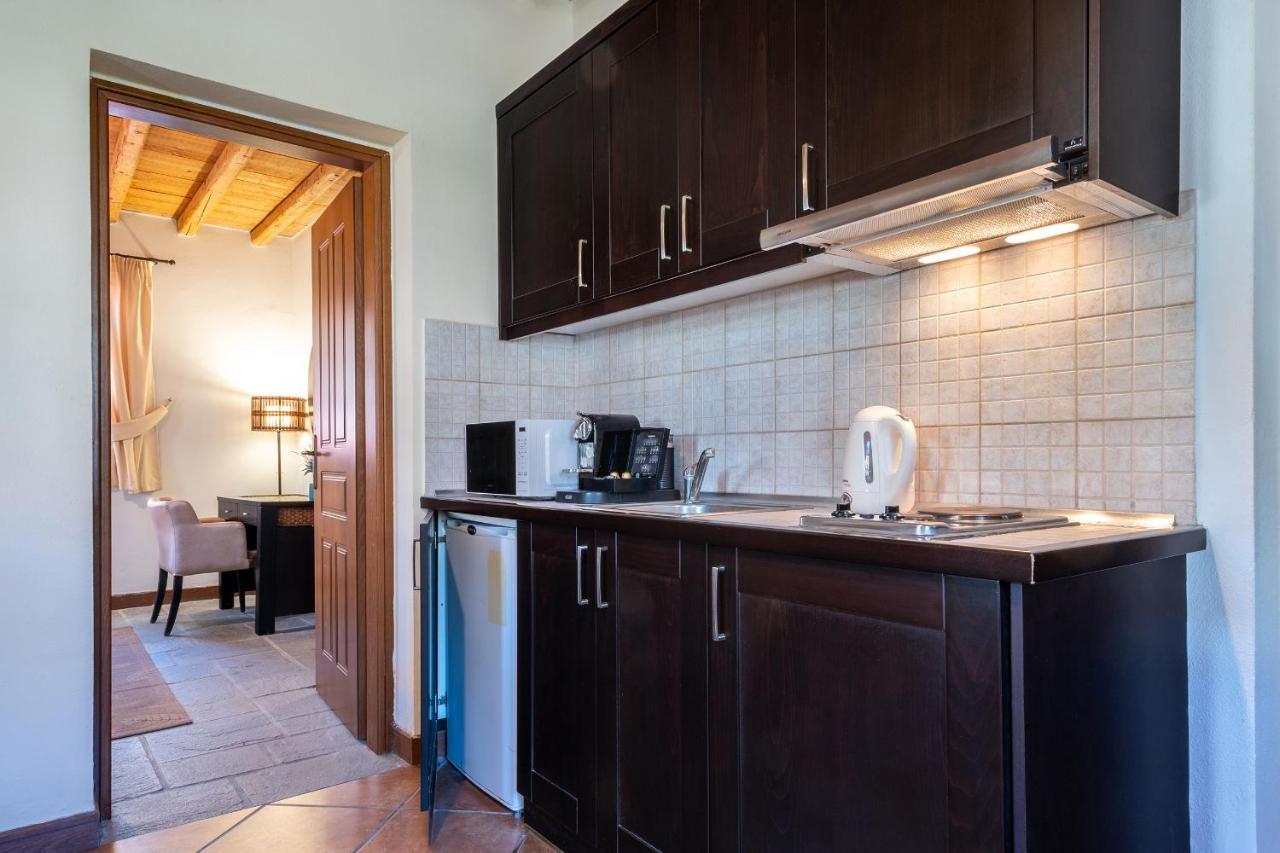 Lively Lofts By The Varos Residences Εξωτερικό φωτογραφία